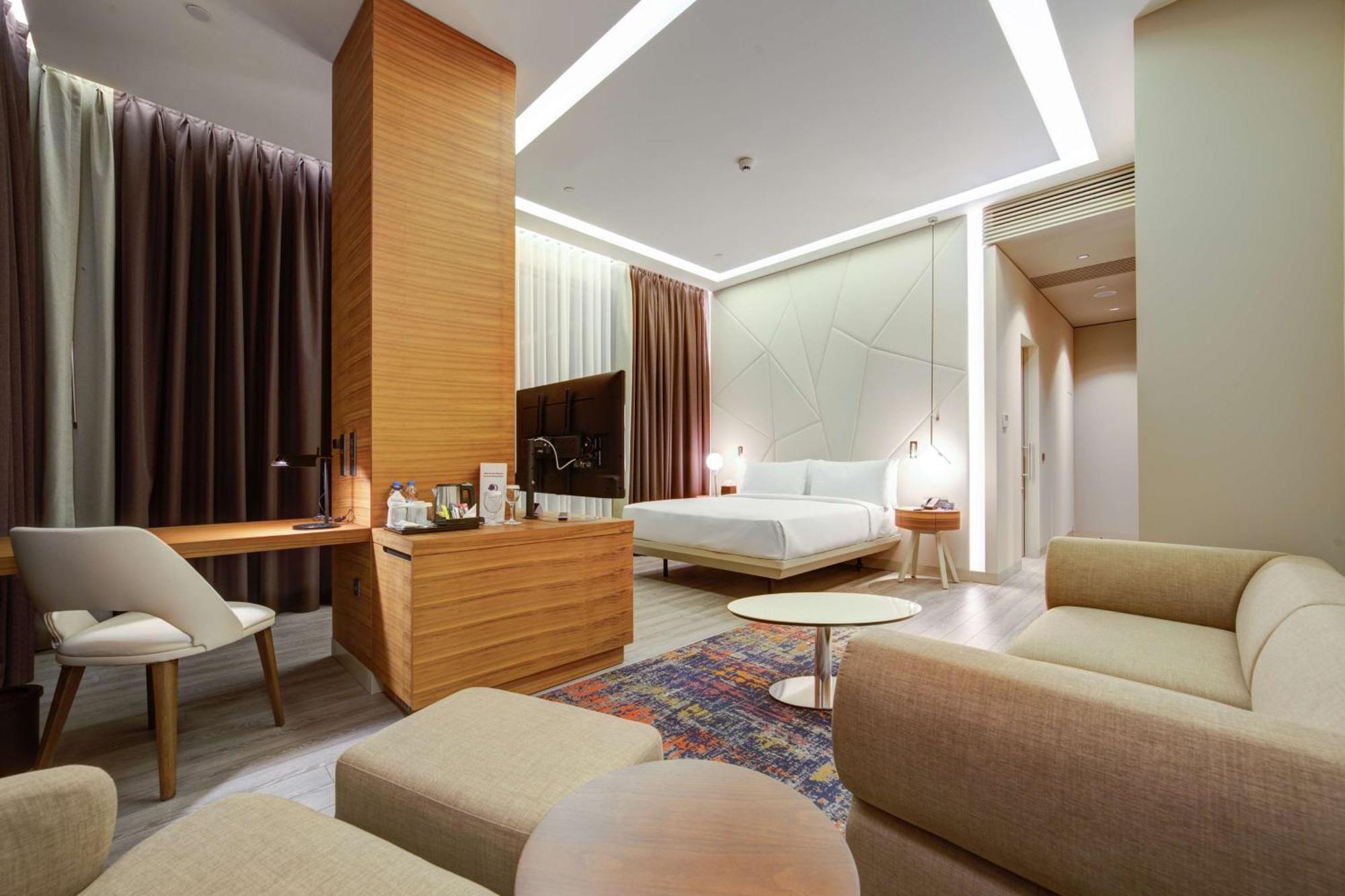 Doubletree By Hilton Adana Hotel Bagian luar foto